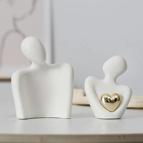 Escultura Decorativa Casal Apaixonado - ForhouseS